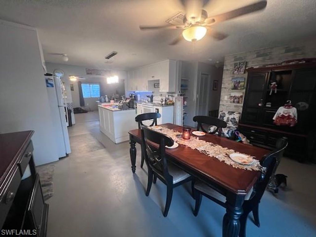 15054 Buckeye DR, FORT MYERS, FL 33905 — photo 3
