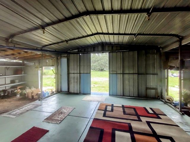 17936 SE 95TH STREET ROAD, Ocklawaha, FL 32179
