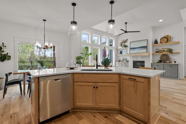 4525 145th Terrace, Basehor, KS 66007