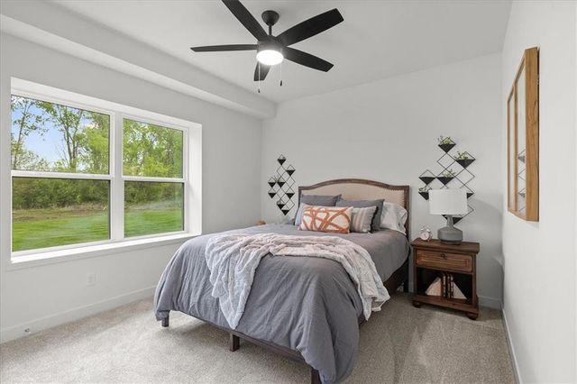 4525 145th Terrace, Basehor, KS 66007