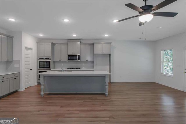 420 Tavistock Court, Mcdonough, GA 30252