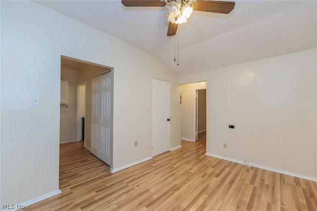 1305 Big Falls Avenue, Akron, OH 44310