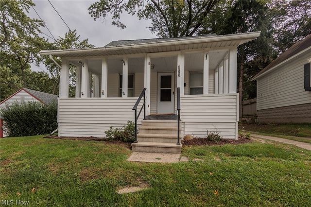 1305 Big Falls Avenue, Akron, OH 44310