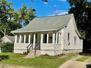 1305 Big Falls Avenue, Akron, OH 44310