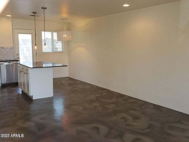 3416 N 37th Street Apt 8, Phoenix, AZ 85018