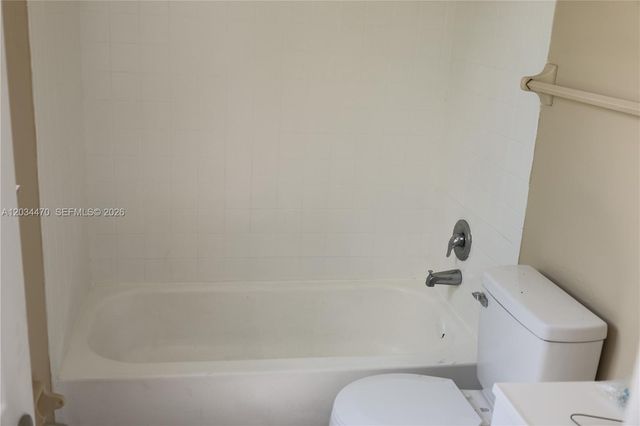 1029 S C St, Lake Worth, FL 33460