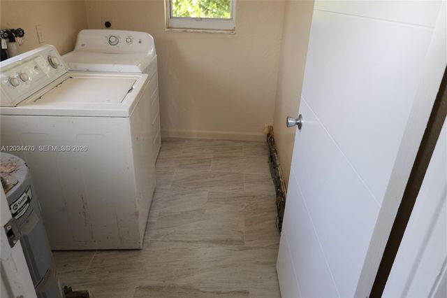 1029 S C St, Lake Worth, FL 33460