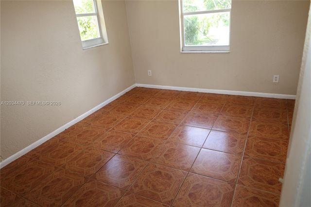 1029 S C St, Lake Worth, FL 33460