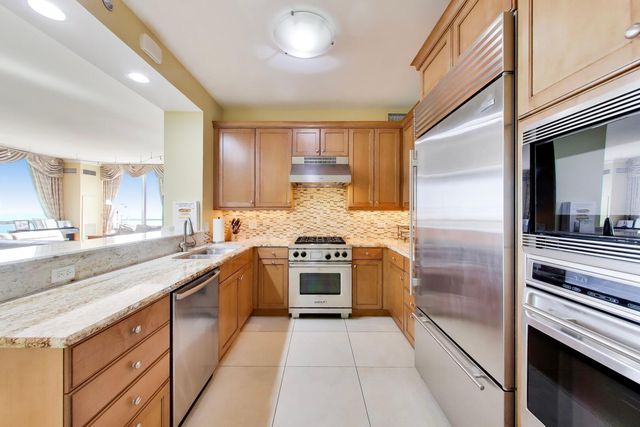600 N Lake Shore Drive 3011, Chicago, IL 60611
