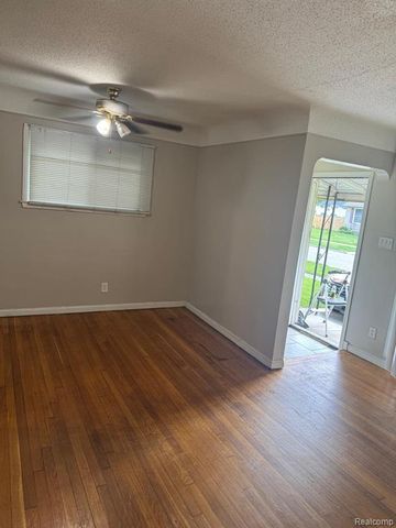1141 Woodland Drive, Inkster, MI 48141