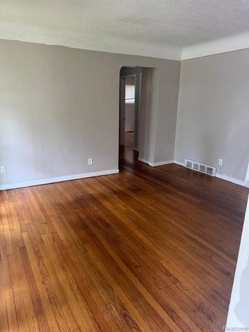 1141 Woodland Drive, Inkster, MI 48141
