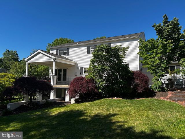 3255 E HAYES RD, Norristown, PA 19403