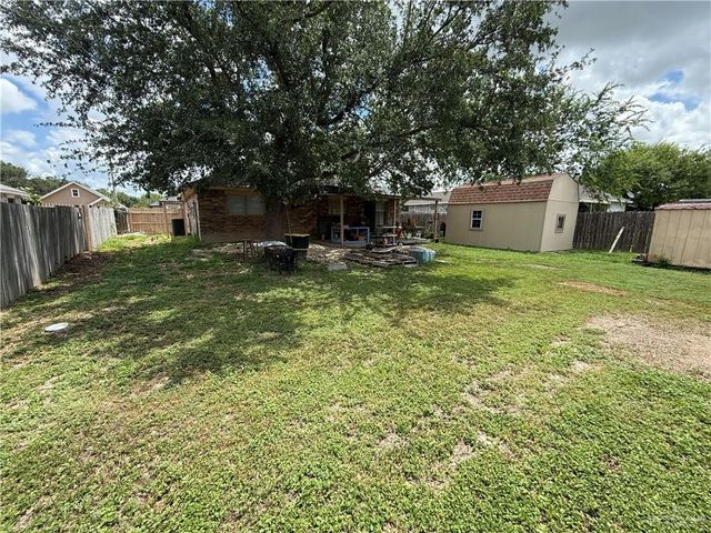 1416 E Kennedy Avenue, Alton, TX 78573