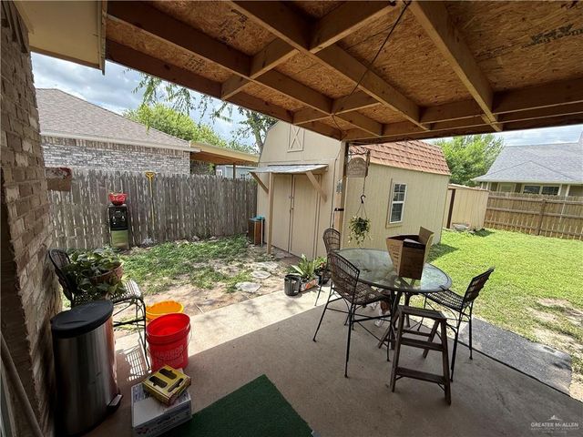 1416 E Kennedy Avenue, Alton, TX 78573