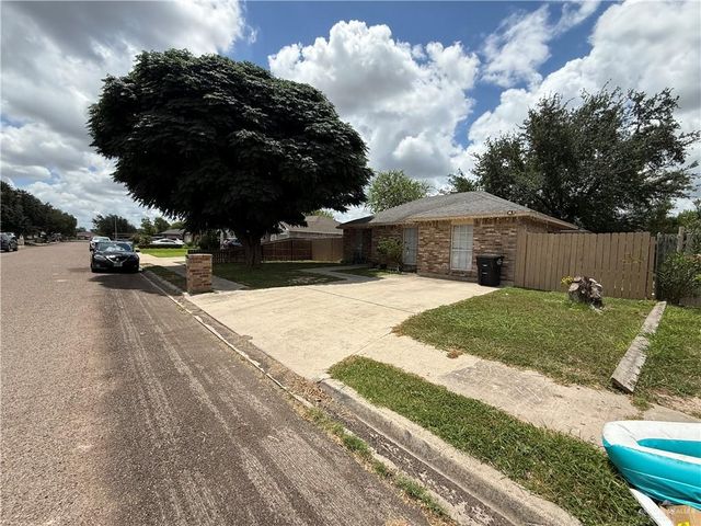 1416 E Kennedy Avenue, Alton, TX 78573