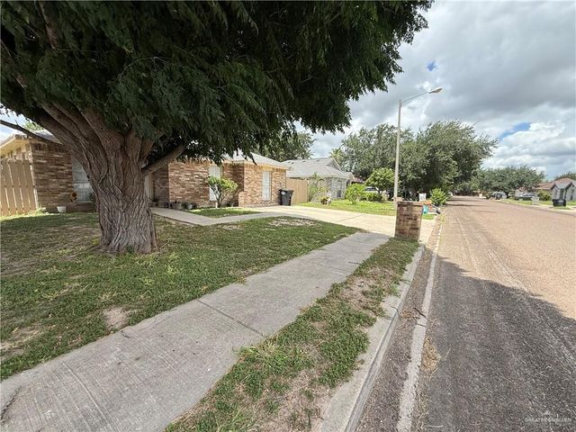 1416 E Kennedy Avenue, Alton, TX 78573