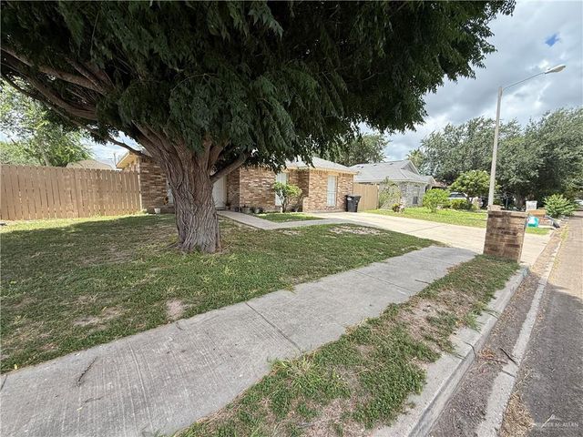 1416 E Kennedy Avenue, Alton, TX 78573