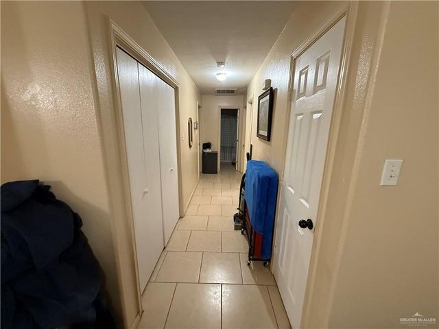 1416 E Kennedy Avenue, Alton, TX 78573