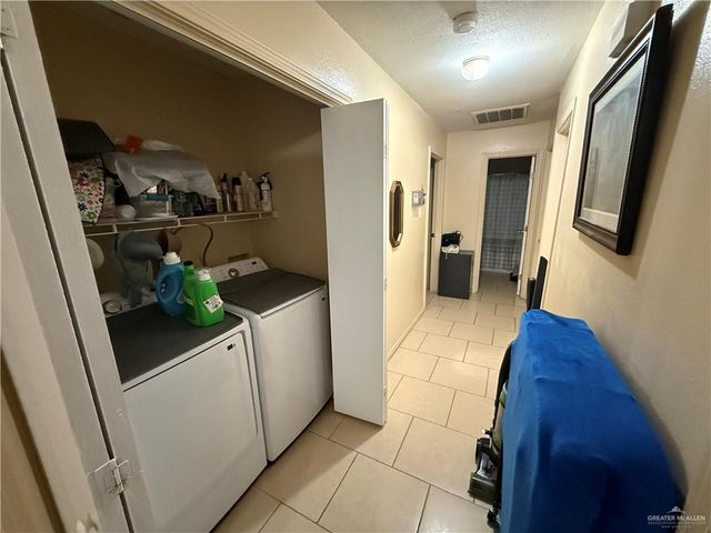 1416 E Kennedy Avenue, Alton, TX 78573