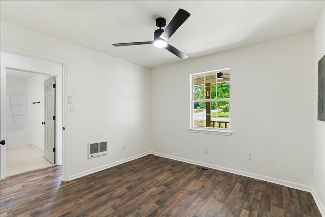 8956 Hiwassee Street, NE, Charleston, TN 37310
