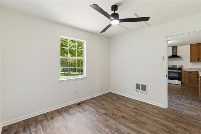 8956 Hiwassee Street, NE, Charleston, TN 37310