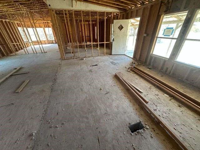 623 County Road 786, Buna, TX 77612