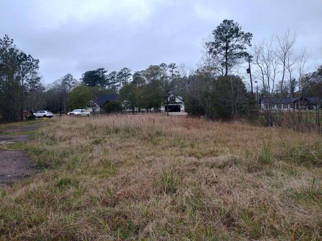 623 County Road 786, Buna, TX 77612
