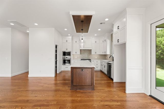 7624 NW 130th Terrace, Oklahoma City, OK 73142