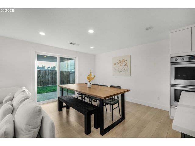 17007 Ne 22ND St, Vancouver, WA 98684