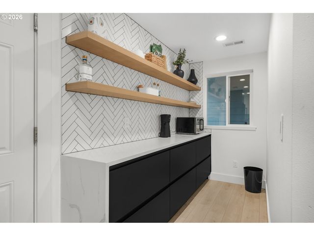 17007 Ne 22ND St, Vancouver, WA 98684