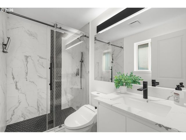 17007 Ne 22ND St, Vancouver, WA 98684