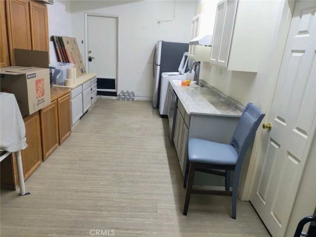 8564 Mill Pond, Riverside, CA 92508