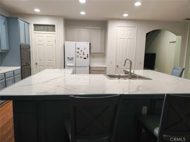 8564 Mill Pond, Riverside, CA 92508