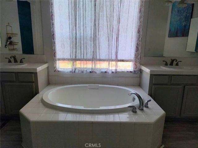 8564 Mill Pond, Riverside, CA 92508