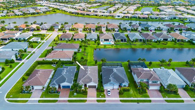 599 SE Villandry Way, Port St. Lucie, Port St Lucie, FL 34984