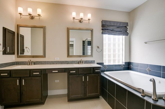 11913 Natures BND, Austin, TX 78753