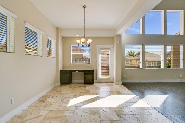 11913 Natures BND, Austin, TX 78753