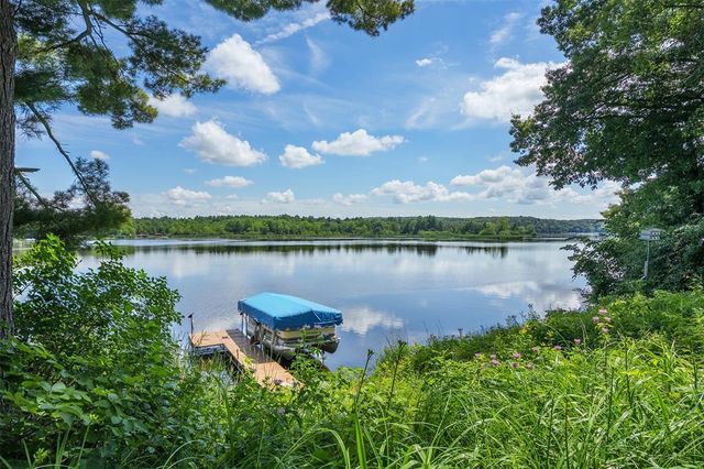 5991 North Shore Drive, Eau Claire, WI 54703
