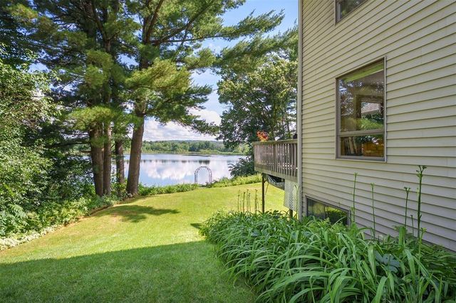 5991 North Shore Drive, Eau Claire, WI 54703