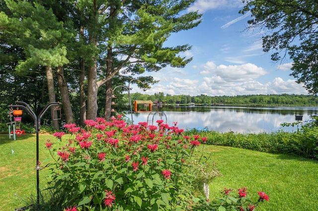 5991 North Shore Drive, Eau Claire, WI 54703