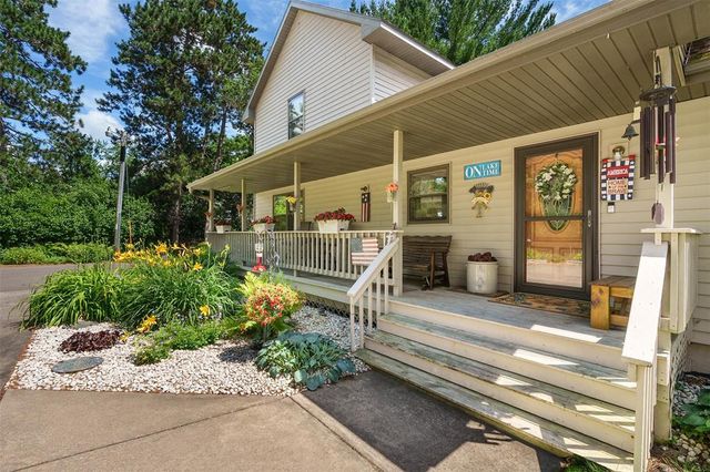 5991 North Shore Drive, Eau Claire, WI 54703