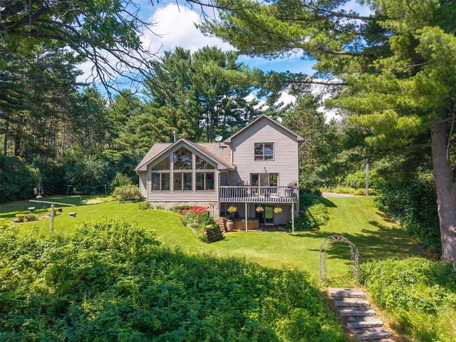 5991 North Shore Drive, Eau Claire, WI 54703