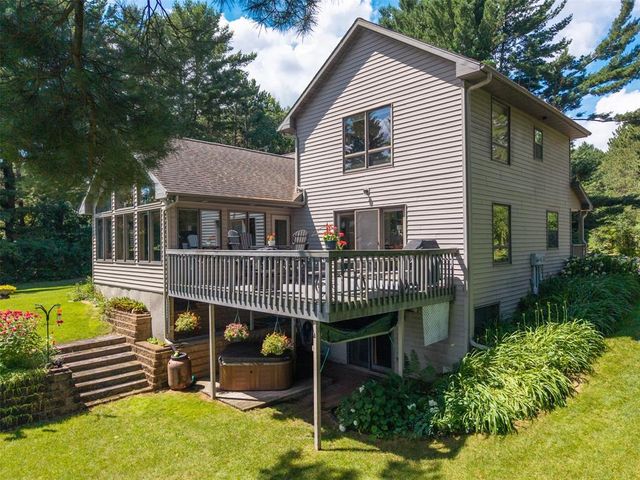 5991 North Shore Drive, Eau Claire, WI 54703