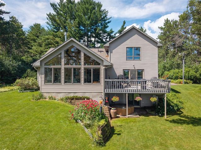 5991 North Shore Drive, Eau Claire, WI 54703