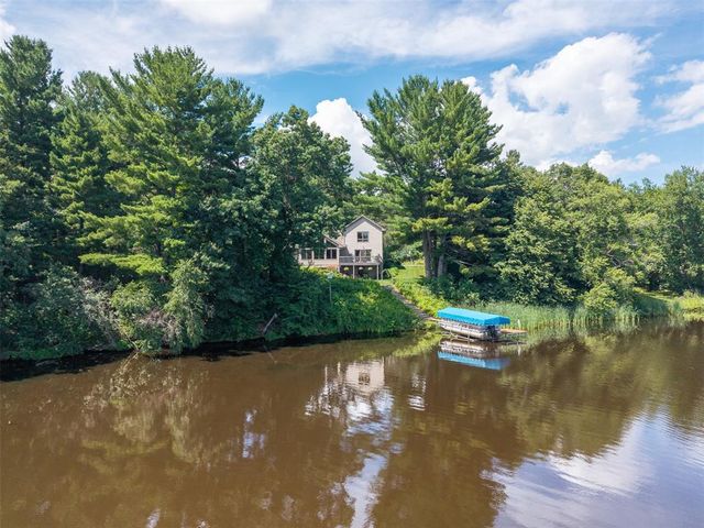 5991 North Shore Drive, Eau Claire, WI 54703