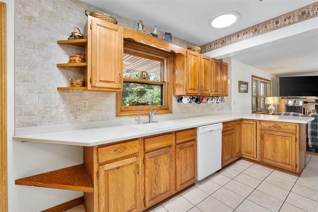 5991 North Shore Drive, Eau Claire, WI 54703