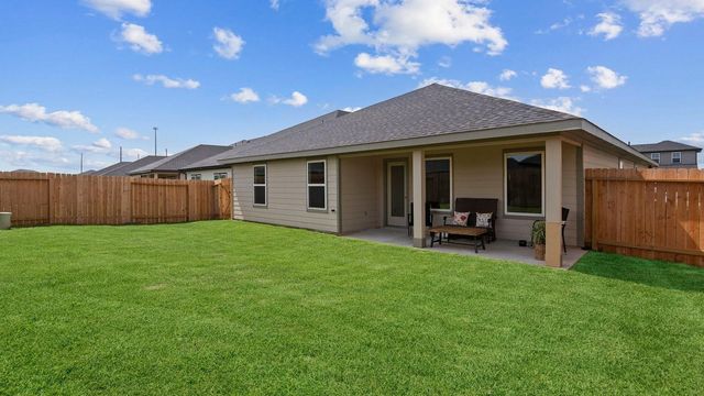 5004 Rosemary Creek Drive, Rosenberg, TX 77469