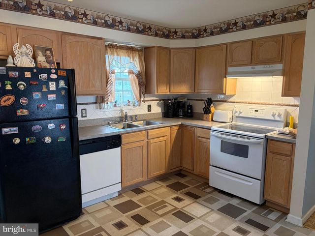 201 E ATLANTIC AVE, Villas, NJ 08251