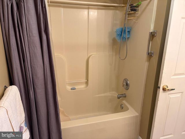 201 E ATLANTIC AVE, Villas, NJ 08251