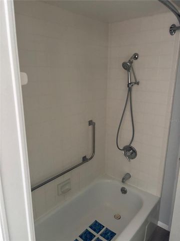 3302 EVERGREEN ROAD GE, Zellwood, FL 32798